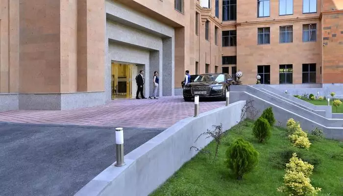 هتل آنی گرند ایروان
